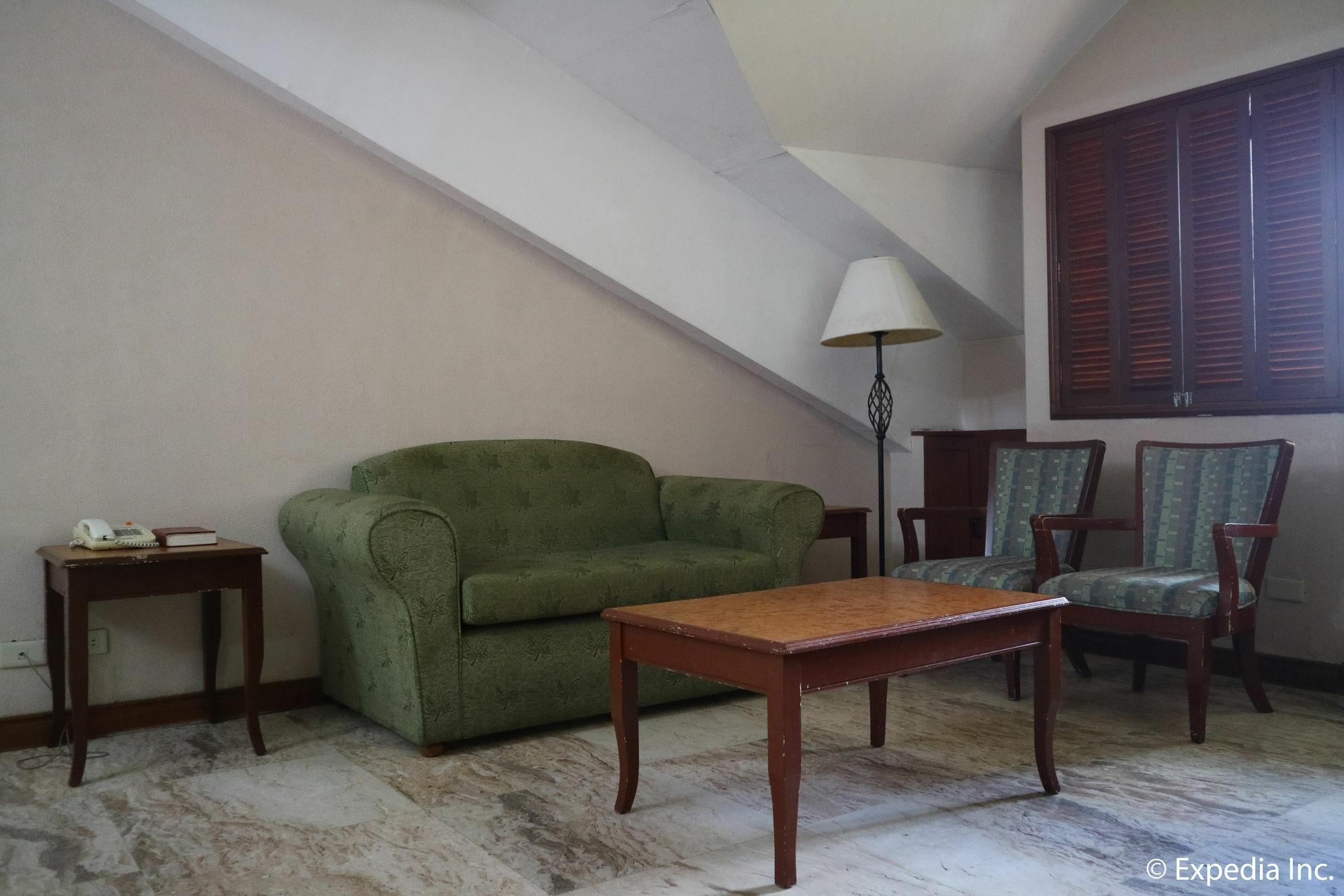 Sunrise Holiday Mansion Tagaytay City Exterior photo