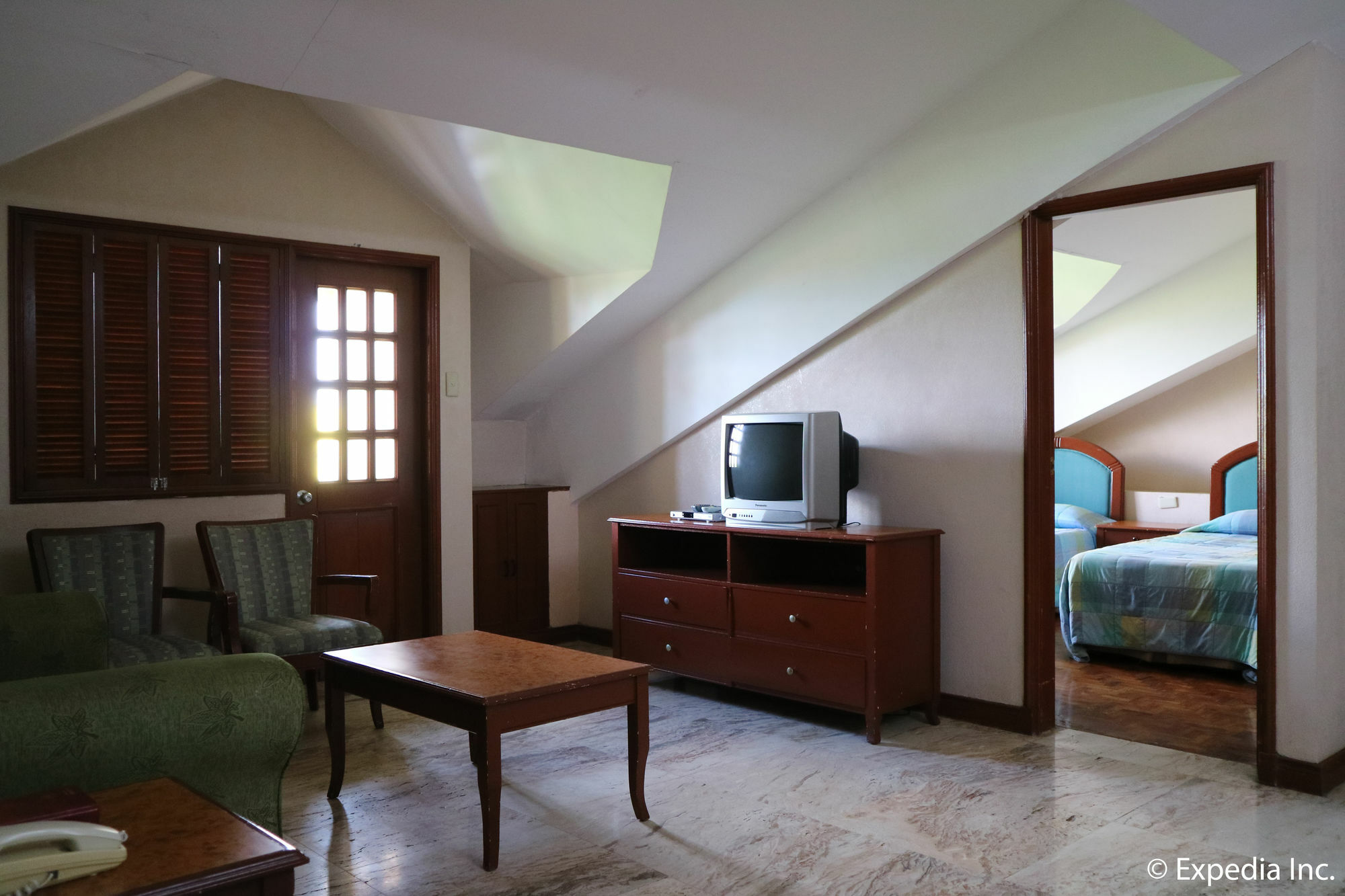Sunrise Holiday Mansion Tagaytay City Exterior photo